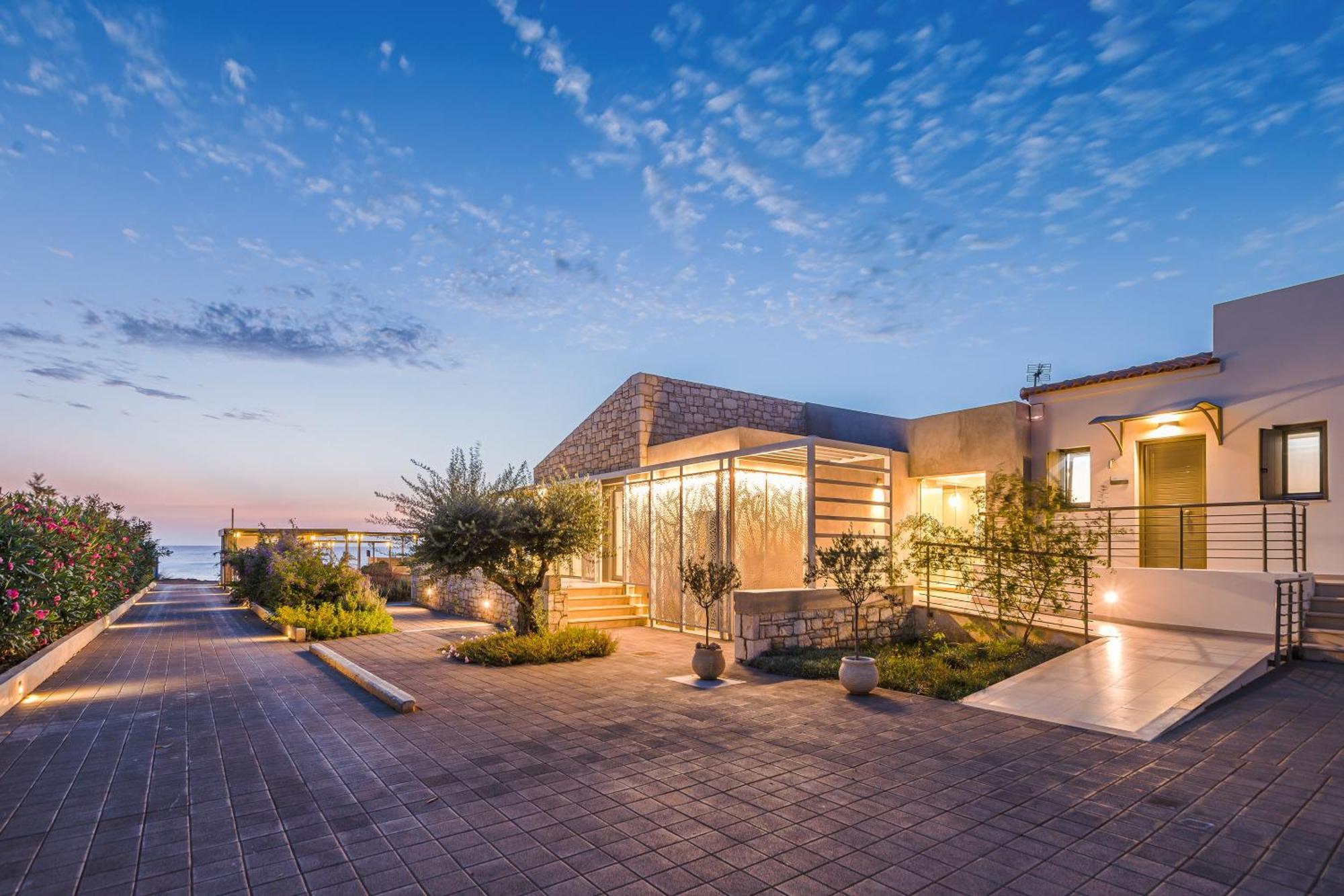 Callisto Seaside Homes & Suites Marathópoli Kültér fotó